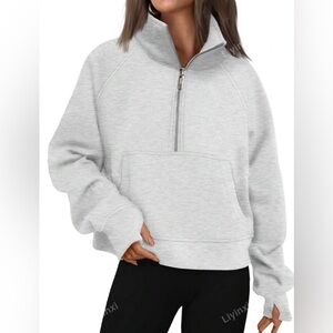 🎀Zip Front Cropped Sweatshirt Feece Thumb Holes EUC🎀